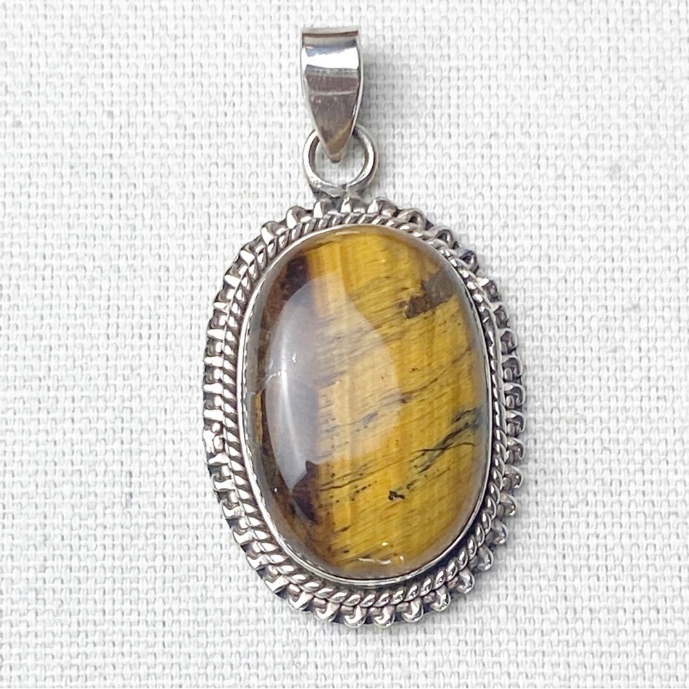 Large Sterling Silver Tiger’s Eye Pendent
